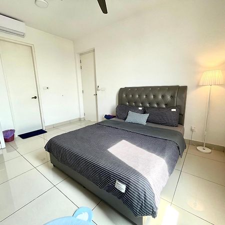 Entire Condominium @ Woodsburry Butterworth Penang 外观 照片