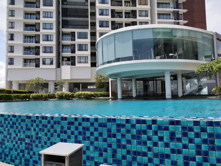 Entire Condominium @ Woodsburry Butterworth Penang 外观 照片